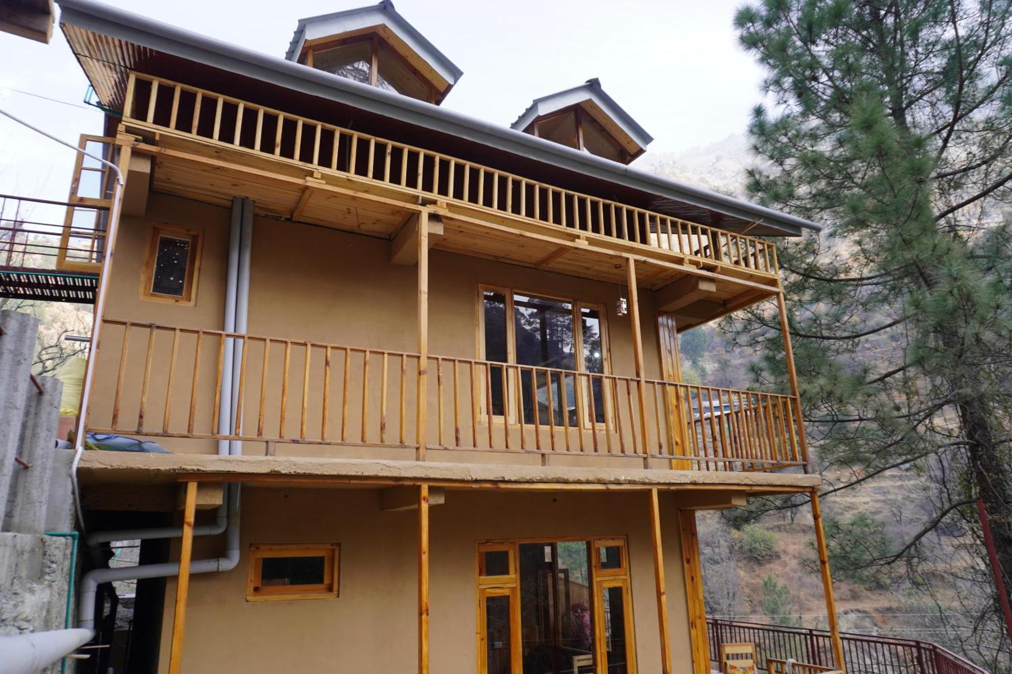 The Fiza Retreat Tirthan Banjār Exteriér fotografie